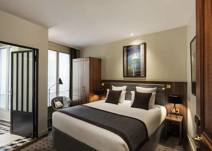Mayflower Opera Otel 4*