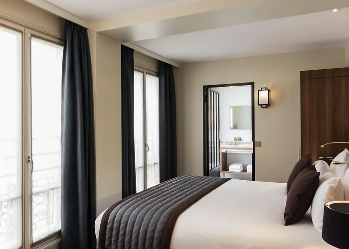 Otel Mayflower Opera 4*