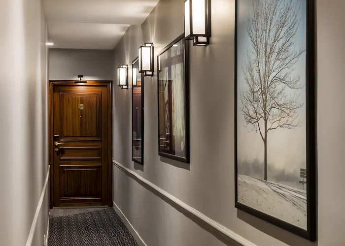 Mayflower Opera Otel 4*