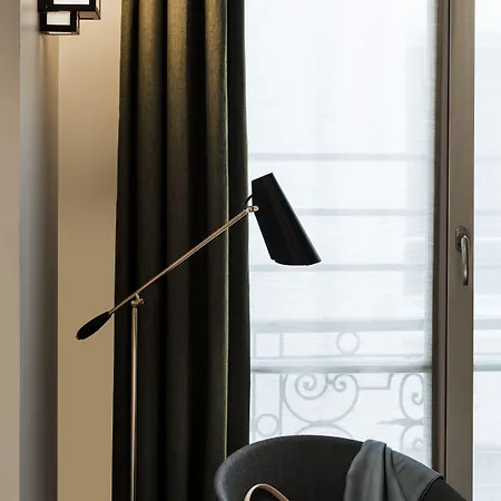 Mayflower Opera ホテル パリ