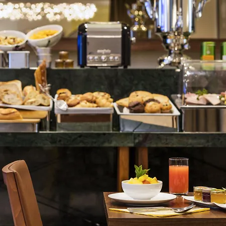 Mayflower Opera ホテル パリ