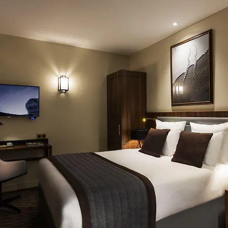 Mayflower Opera ホテル 4*