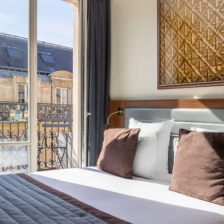 Mayflower Opera ホテル 4*