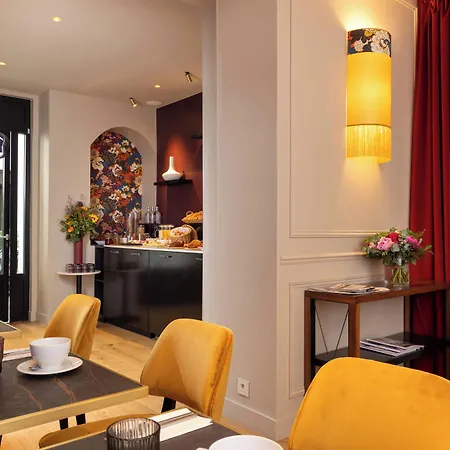 Mayflower Opera 4*