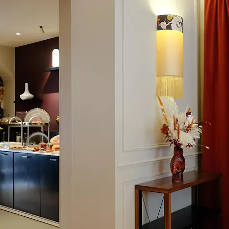 Hotel Mayflower Opera 4*