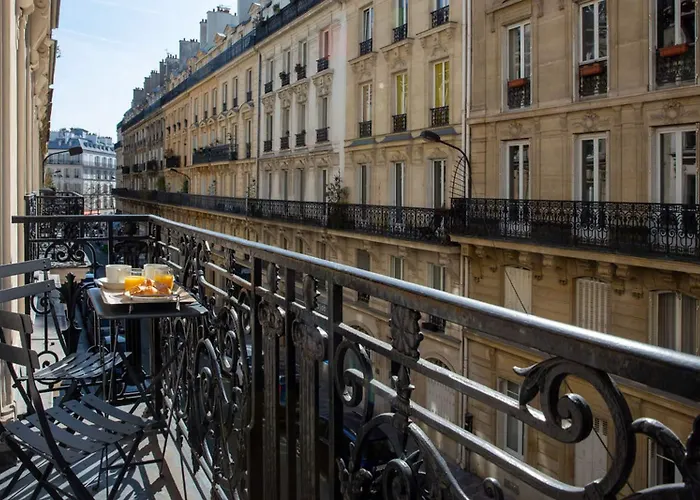 Mayflower Opera 酒店