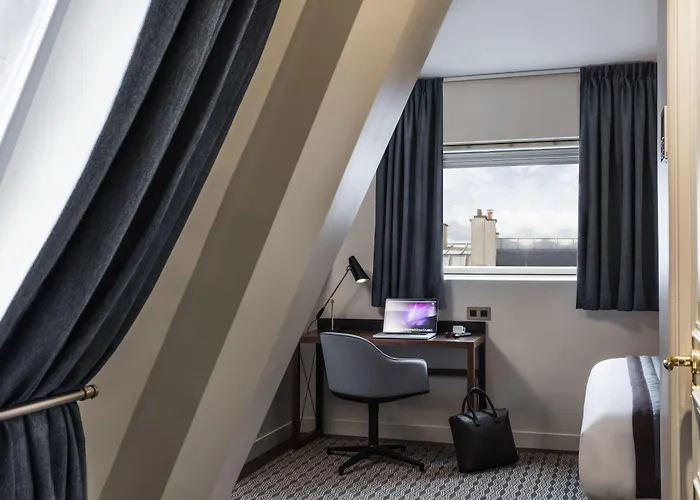 Mayflower Opera 酒店 4*