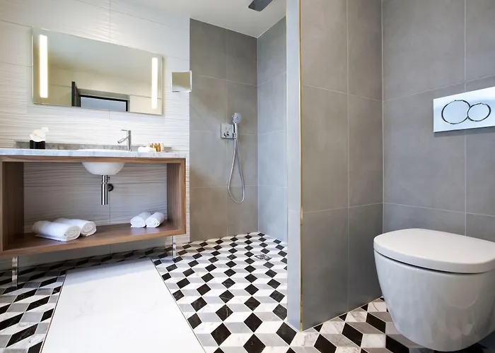 酒店 Mayflower Opera