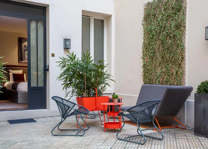 Mayflower Opera 酒店