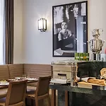 Mayflower Opera Otel
