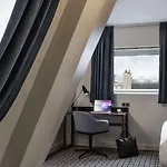 Mayflower Opera Otel 4*