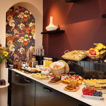 Mayflower Opera Otel 4*