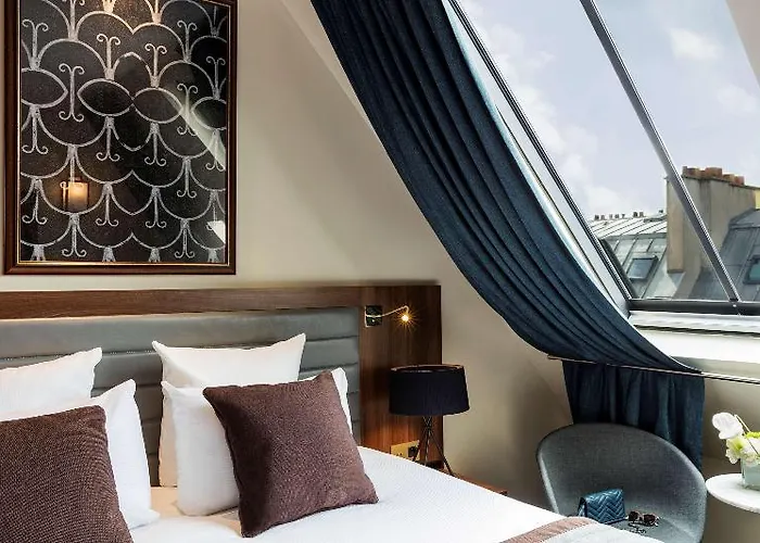 Mayflower Opera 4*
