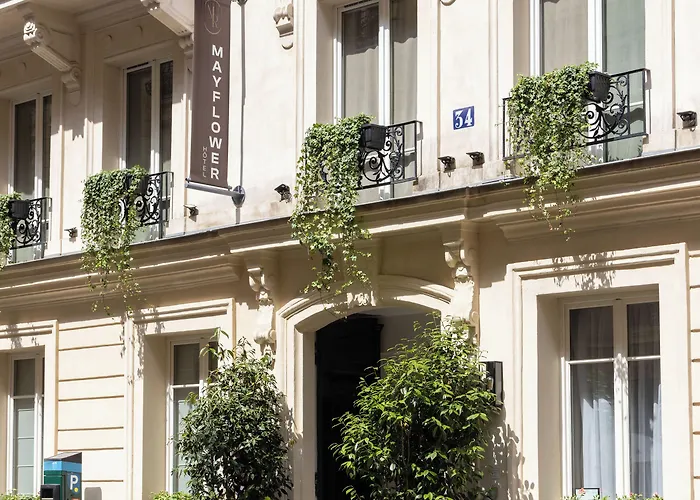 Hotell Mayflower Opera 4*